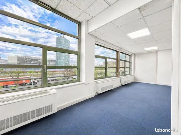 Bureaux 448 m²