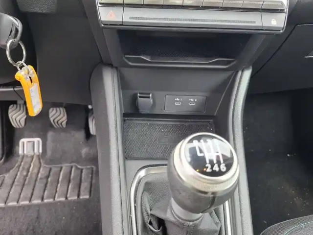 Renault Captur tce 90 ch — photo 7