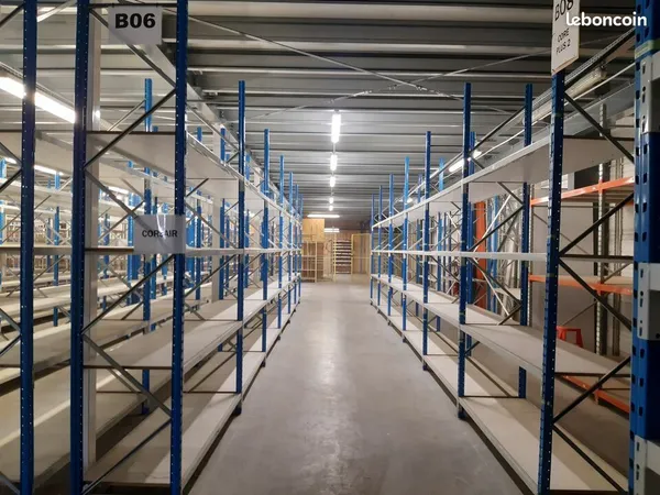 LOCAL D'ACTIVITE 1400 m² PORTE-DE-SAVOIE