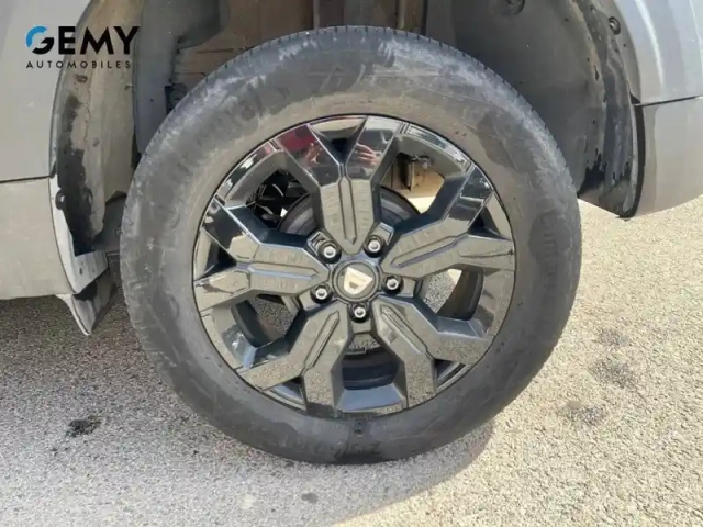 Dacia Duster tce 150 4x2 edc — photo 11