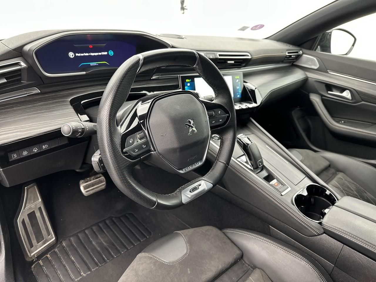 Peugeot 508 hybrid 225 e-eat8 gt pack — photo 8