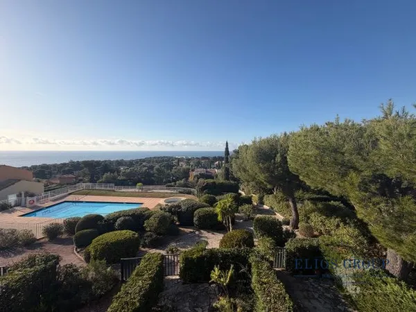 PIED-A-TERRE COUP DE COEUR VUE MER