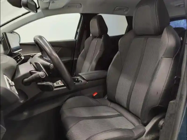 Peugeot 3008 1.2 puretech 130ch s&amp;s allure eat8 — photo 9