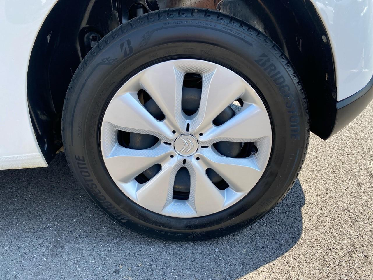 Citroën C3 1.5 bluehdi 100ch s&s feel business e6.d — photo 11