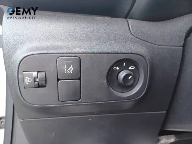 Citroën C3 puretech 83 s&amp;s bvm5 — photo 14