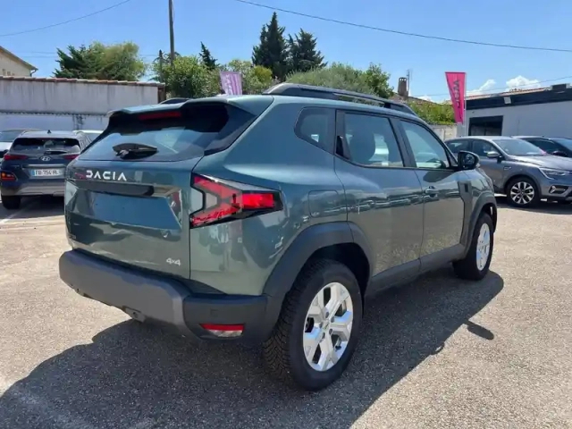 Dacia Duster 1.2 hybrid-g 150ch expression 4x4 — photo 5