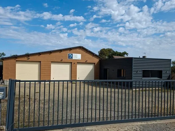 Local d’activité et entrepôt Vente Le Sel-de-Bretagne  180m² 850€