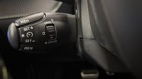 Peugeot 2008 1.2 PureTech 130ch S&S GT EAT8 — photo 25