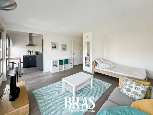 Studio 1 pièce 33 m²