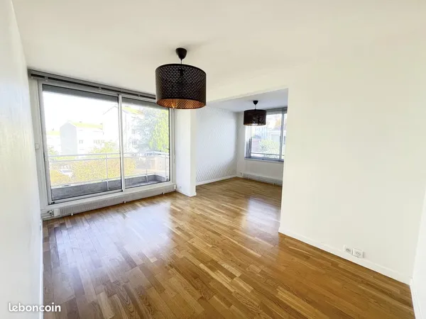 Appartement 4 pièces 77 m²