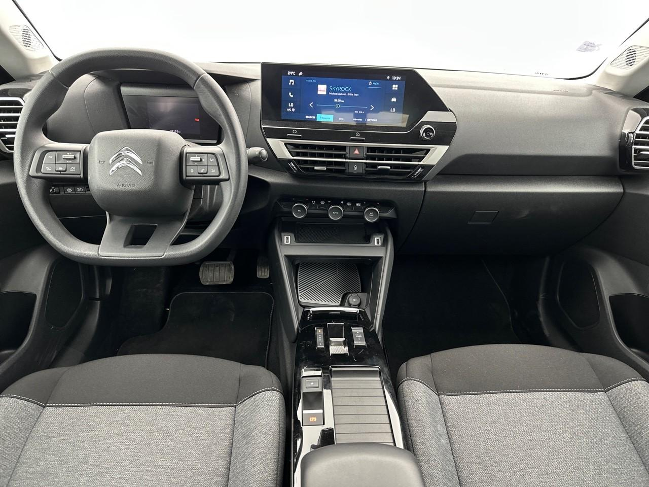 Citroën C4 e-c4 136 ch automatique live — photo 11