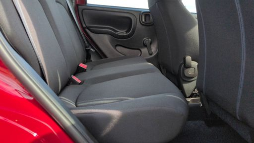 Fiat Panda 1.0 BSG Hybrid 65 - Icone – 2026 – 30 km – Hybride essence – Boîte Manuelle — photo 8