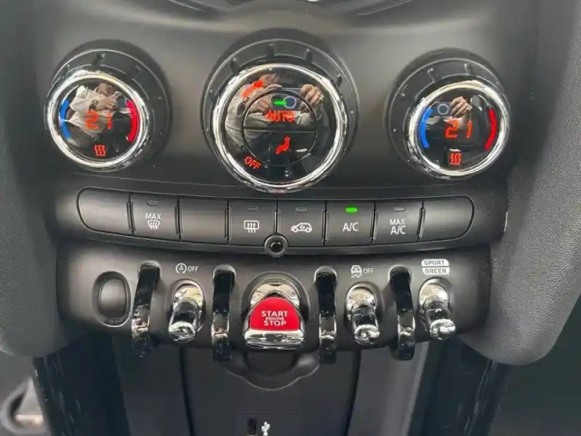 Mini Mini hatch 5 portes cooper 136 ch dkg7 — photo 24