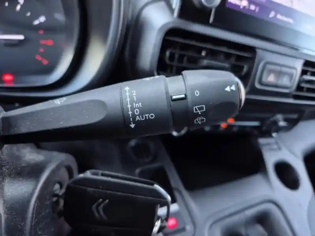 Citroën Berlingo van iii taille m 650kg puretech 110 s&amp;s bvm — photo 13