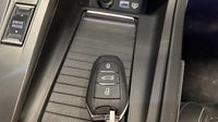 Peugeot 308 PHEV 180ch GT e-EAT8 — photo 16