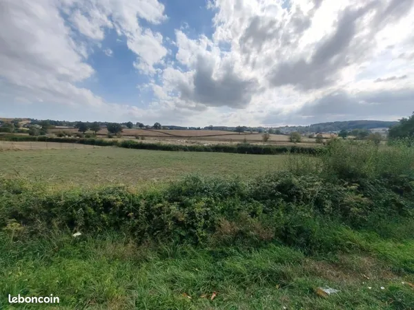 Terrain 2 522 m² Luzy