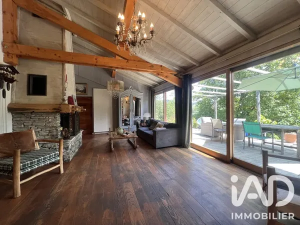 Maison 6 pièces 167 m²