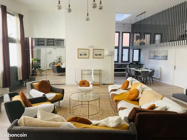 Loft/atelier/surface 5 pièces 200 m²