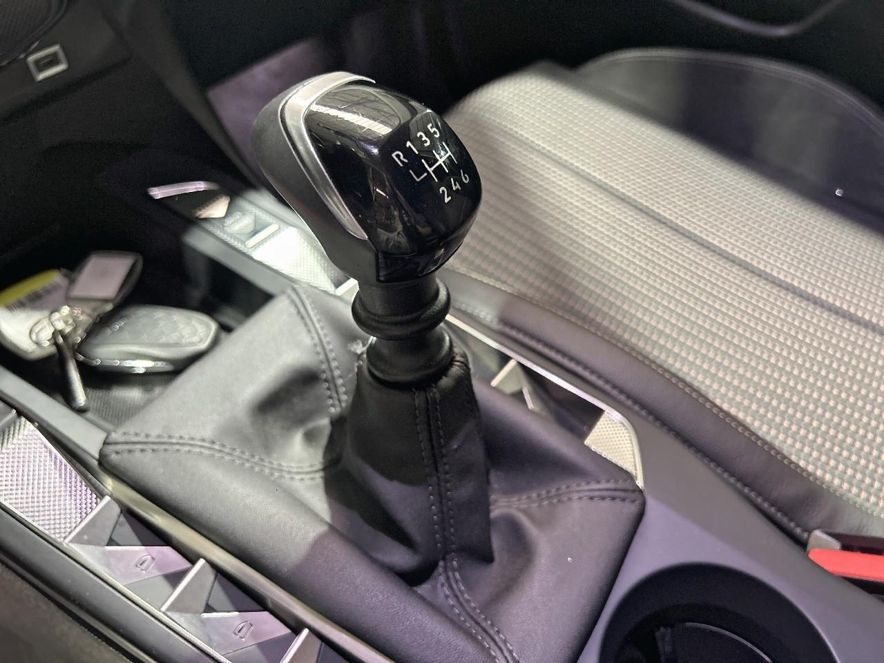 Ds Ds 3 puretech 100 bvm6 performance line — photo 17