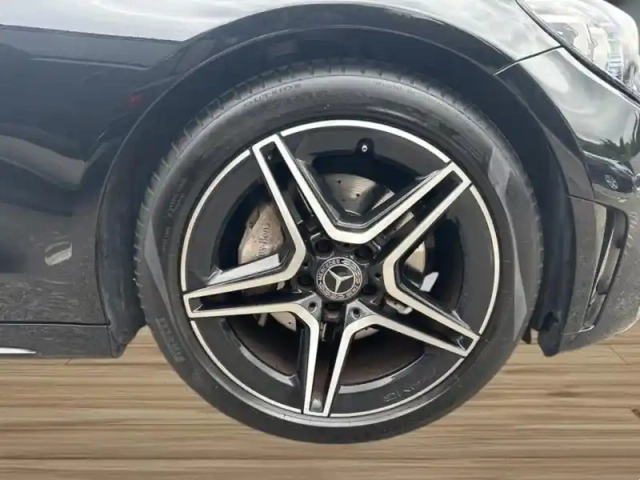 Mercedes Classe C 200 d berline amg lin — photo 9