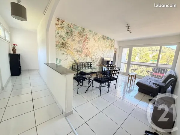 Appartement 4 pièces 76 m²