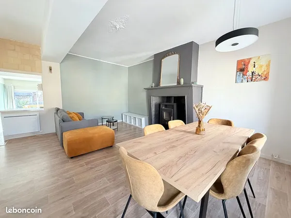 A LOUER Maison de bourg 74.52 m2 2 chambres LAVAL
