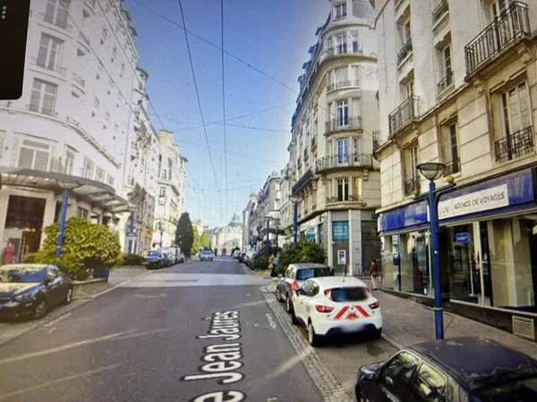 Local commercial 84 m²