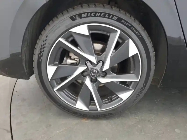 Peugeot 308 bluehdi 130ch s&amp;s eat8 — photo 10