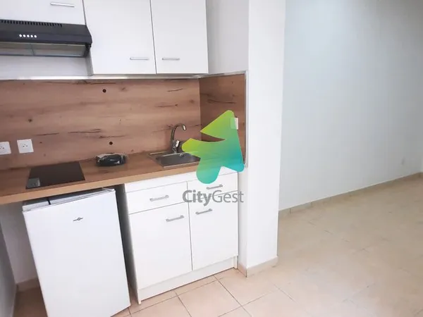 Studio 1 pièce 17 m²