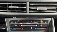 Volkswagen Taigo 1.0 TSI 110ch R-Line DSG7 — photo 19