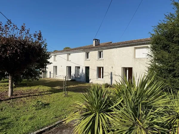 Propriété avec chambres d'hôtes et dépendances
