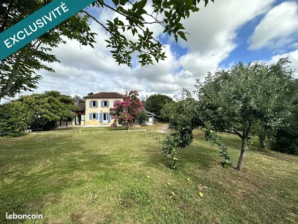 Propriété 5 pièces 184 m²