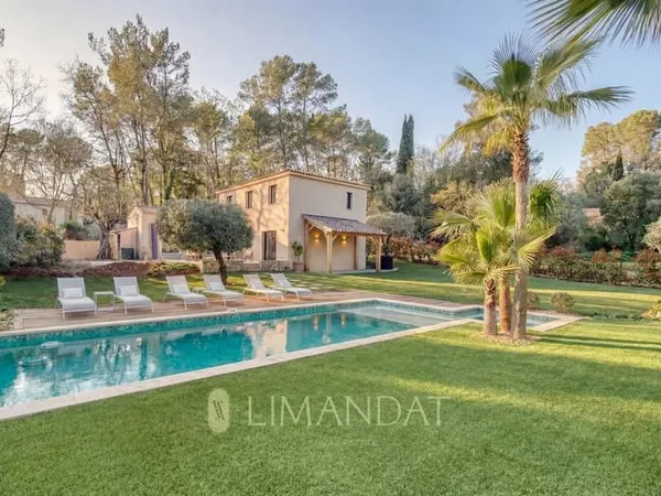 Proche Valbonne - Villa 4 chambres - Piscine