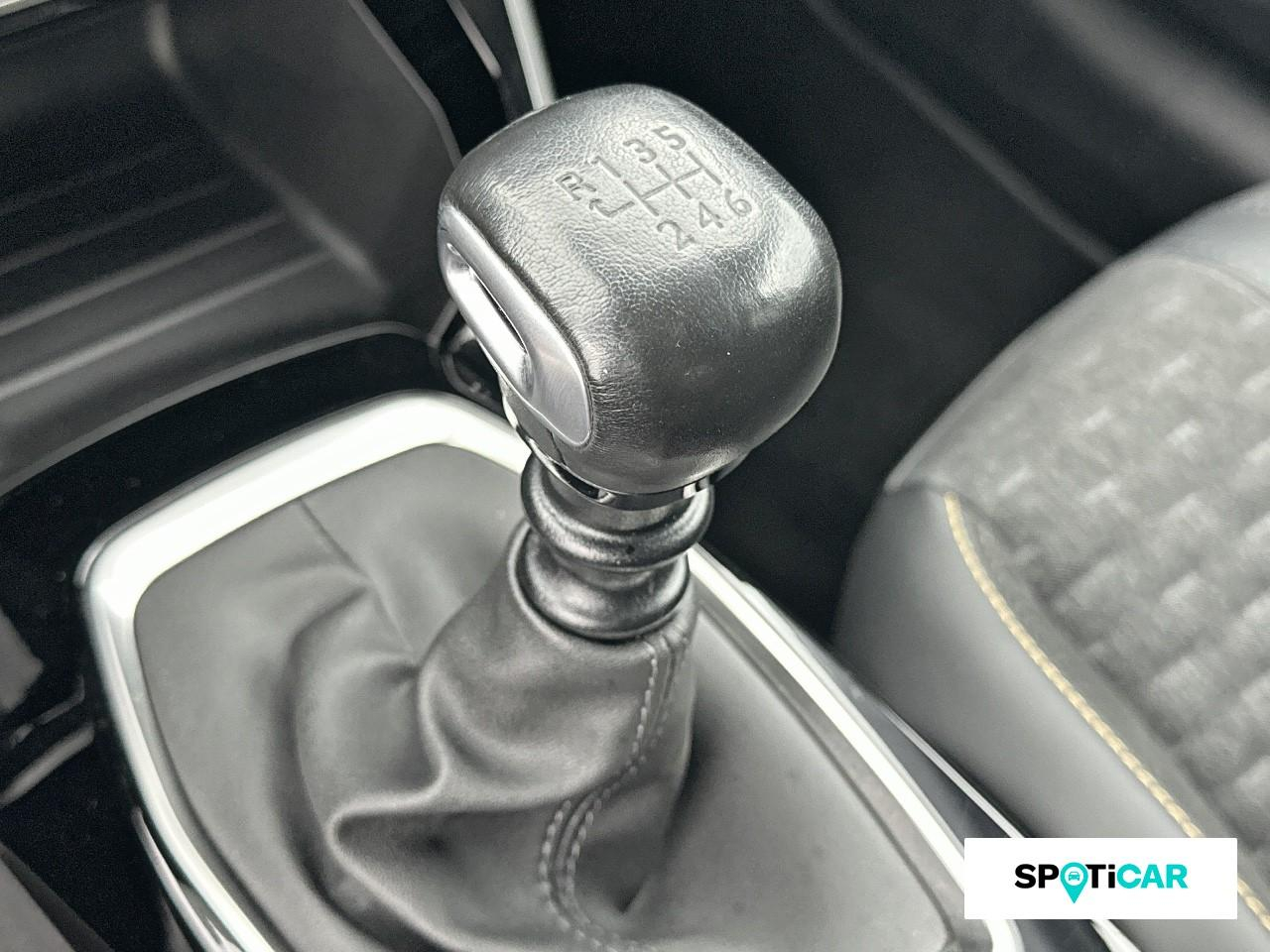 Peugeot 208 puretech 100 s&s bvm6 — photo 14