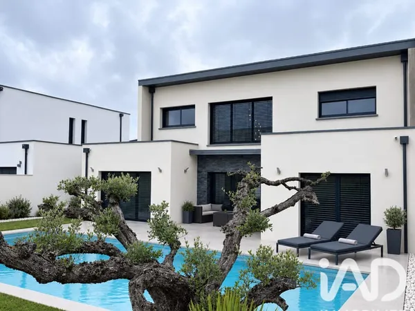 Maison 6 pièces 179 m²