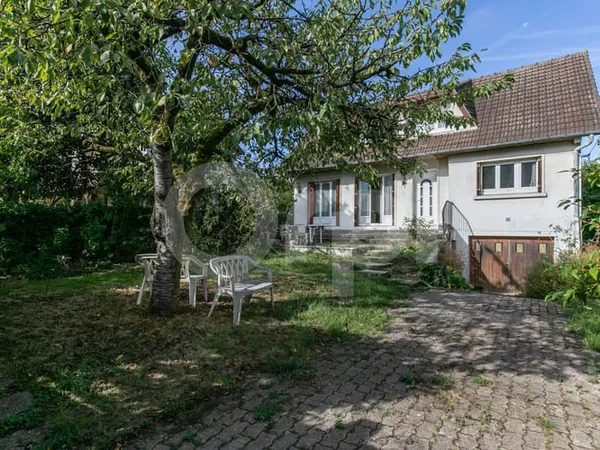 Maison 6 pièces 135 m²
