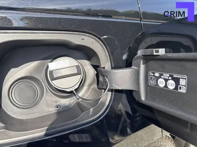 Land Rover Range Rover swb p550e phev awd — photo 50