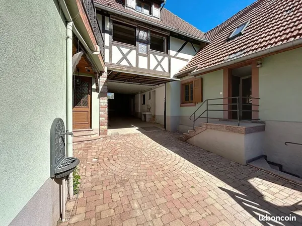 Maison 10 pièces 274 m²