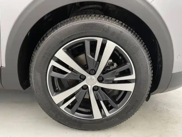 Peugeot 5008 bluehdi 130ch s&amp;s eat8 — photo 18