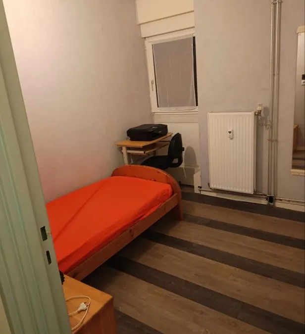 Photo 1