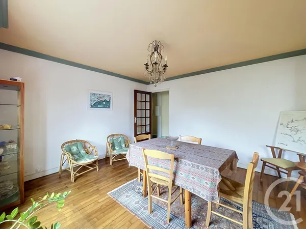 Appartement 5 pièces 106 m²