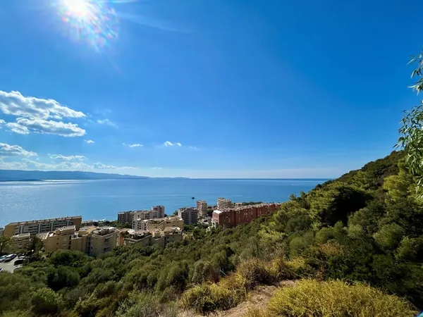VENTE EN EXCLUSIVITE T4 VUE IMPRENABLE MER & MAQUIS TERRASSE