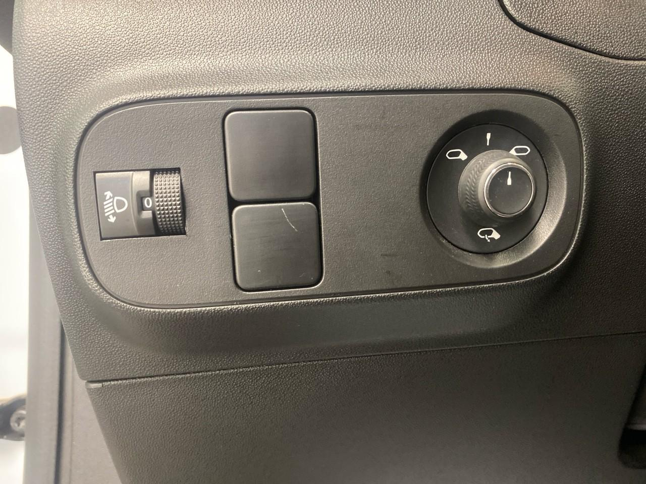 Citroën C3 puretech 83 ch bvm5 max — photo 18