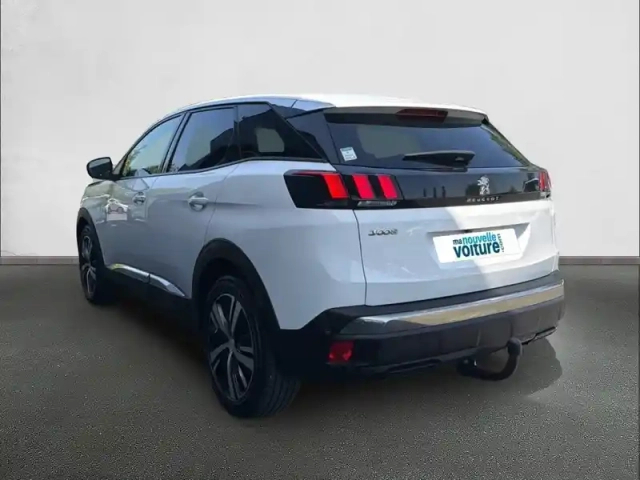 Peugeot 3008 puretech 130ch s&amp;s bvm6 — photo 7