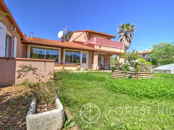 Maison 190 m2 à Maureillas, proche commerces