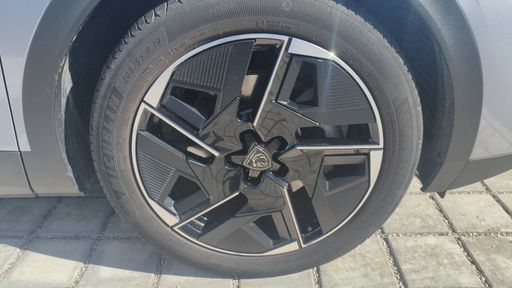 Peugeot 408 1.6 THP 225 Hybrid e-EAT8 - 408 – 2023 – 15164 km – Hybride rechargeable – Boîte Automatique — photo 17
