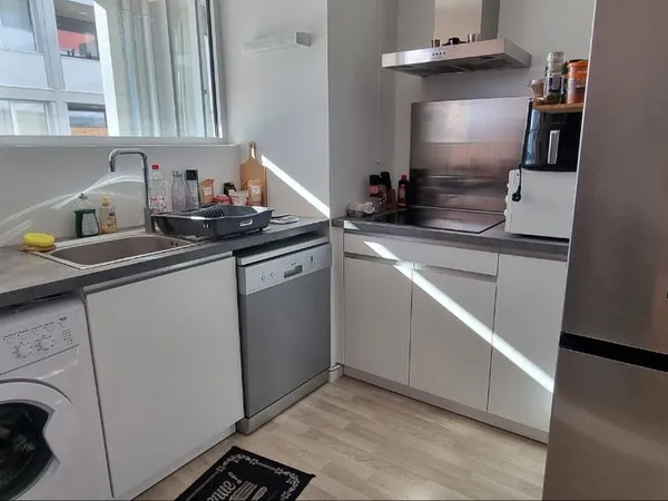 T2 meublé neuf 41,8m² + balcon + parking - Lille Fives