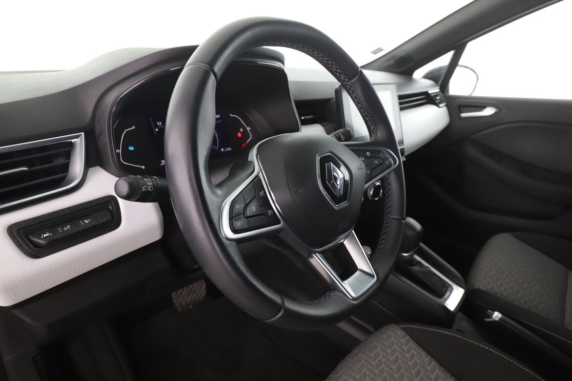 Renault Clio 1.6 E-Tech SL Limited — photo 10