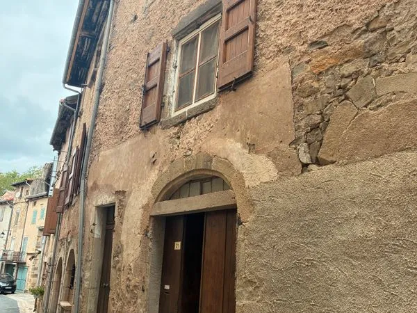 Maison de village st félix de sorgues 12400