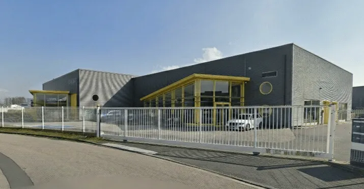 Photo 1